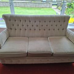 Sofa & two armchairs
