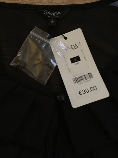 BNWT Savida Black Dressy Top Size 8
