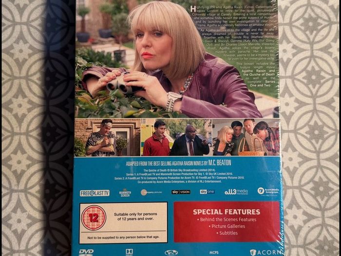 Agatha Raisin Series 1 - 2  (DVD Box Set)