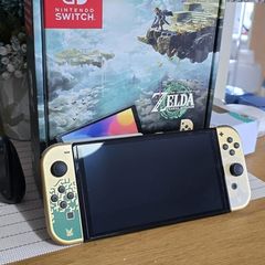 Nintendo switch oled with minecradt