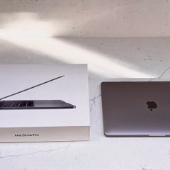 MacBook Pro (13-inc)