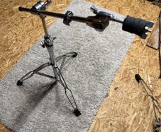 3 Pearl cymbal stands