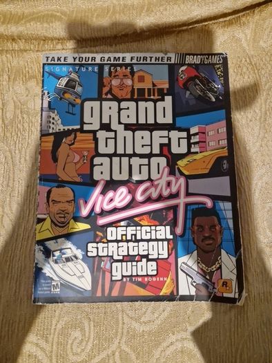 Grand theft auto Vice City official strategy guide