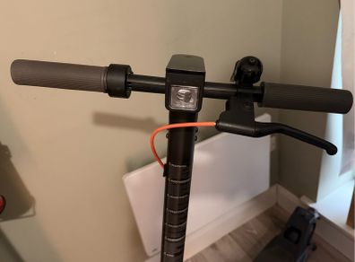 Xiaomi Electric Scooter with Accessories - Quick Sale - Needs Repair