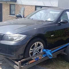 Bmw e90 318i for breaking