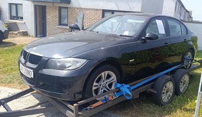 Bmw e90 318i for breaking