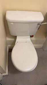 Complete toilet set