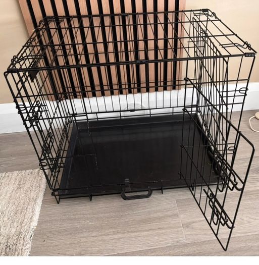 medium dogs crate