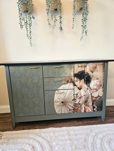 Sideboard
