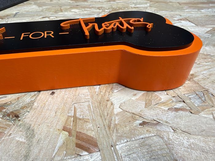Wooden Halloween Dog Sign