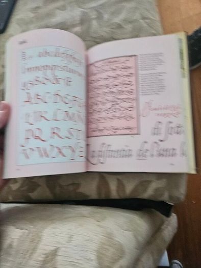 Learn Lettering And Calligraphy Step-by-step. By Gail And Christopher Lawther. Large Volume Hardback With Dustjacket In Good Condition.  See Photos For Same.