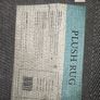 Free - plush rug Image 2