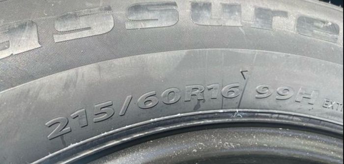 2008 Volkswagen Beetle, rear wing, bumper + 215/60/R16, 5x112 passat wheel