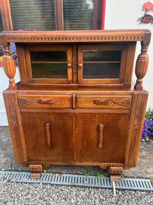 Vintage 1930s cupboard/sideboard