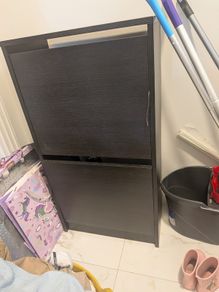 Shoe cabinet