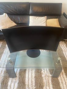32" Curved Samsung Monitor
