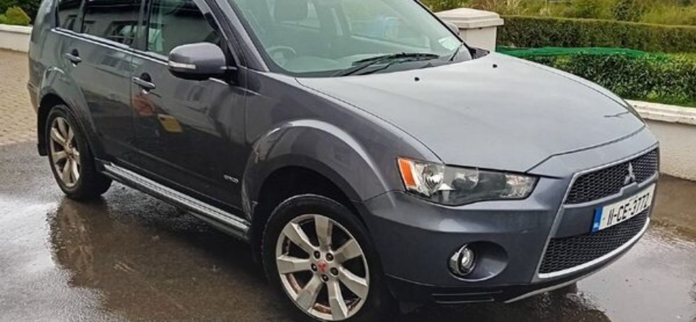 Mitsubishi Outlander 2011