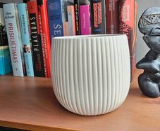 Flower pot