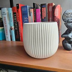 Flower pot