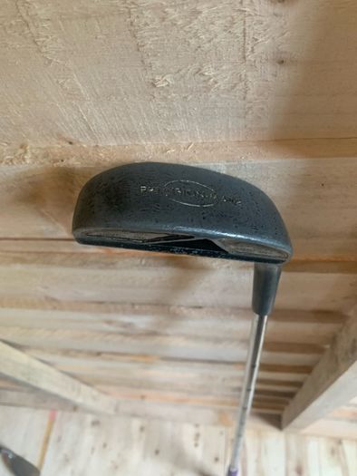 Black Precision Golf club putter (RH)
