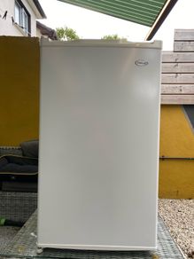 Under counter fridge