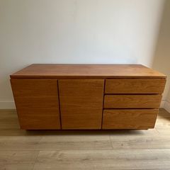 Side Board