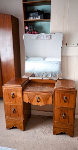 Vintage 3 piece Bedroom Suite furniture set