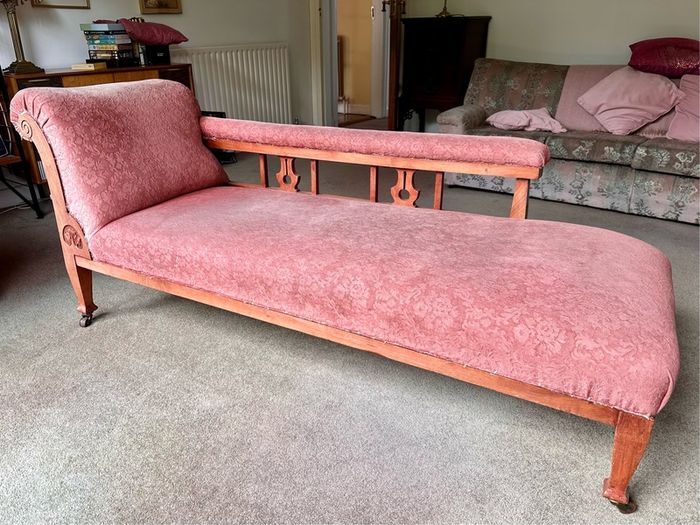 Chaise Longue