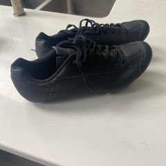DHB Dorica Cycling Shoes Size 9.5 Uk
