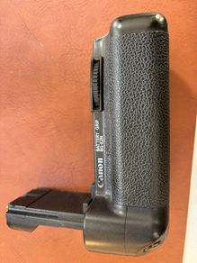 Canon battery grip