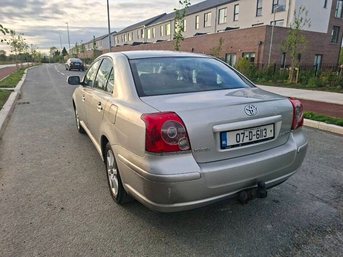 Toyota avensis 1.6 petrol,  2007