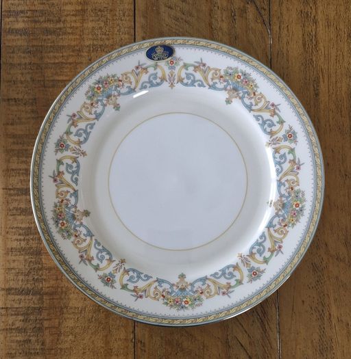 Aynsley Henley dinner service