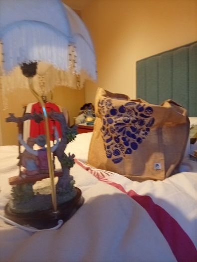 Vintage DeCaprio Collection Figurine Table Lamp with Original Shade