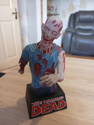 Walking Dead Money box