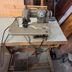 Singer blind stitch machine