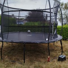 13 Ft Trampoline