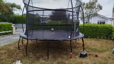 13 Ft Trampoline