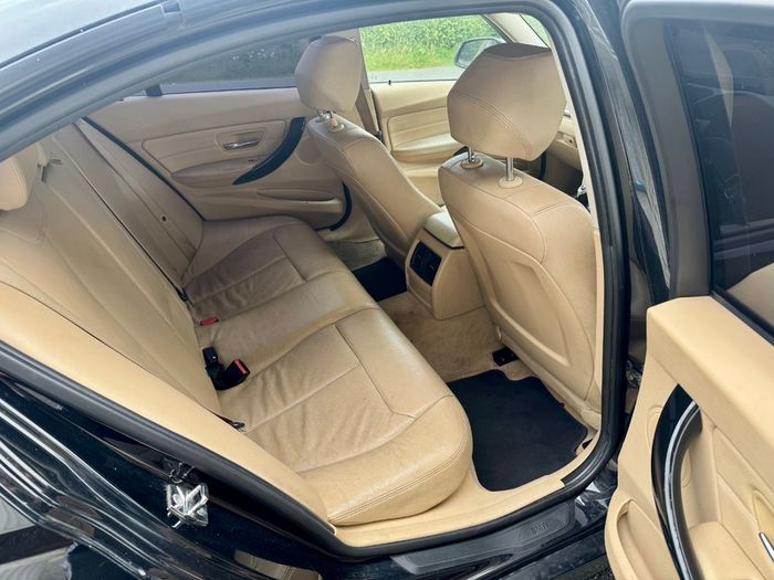 2012 BMW 3 Series