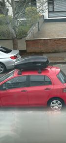 roof box and roof bar