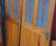 5 Solid Wood Pine Interior Doors Standard Size (Inc. 2 Glass Panels)