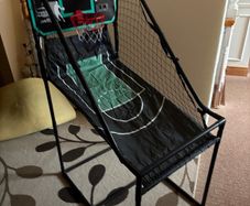 Mini basketball game