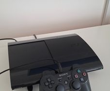 PlayStation 3 super slim 500gb