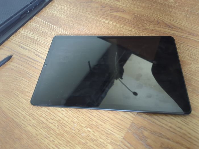 Samsung Tab S6 Lite + Keyboard Case