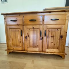 Side board