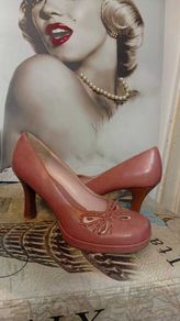 High Heels Size 8