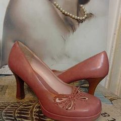 High Heels Size 8