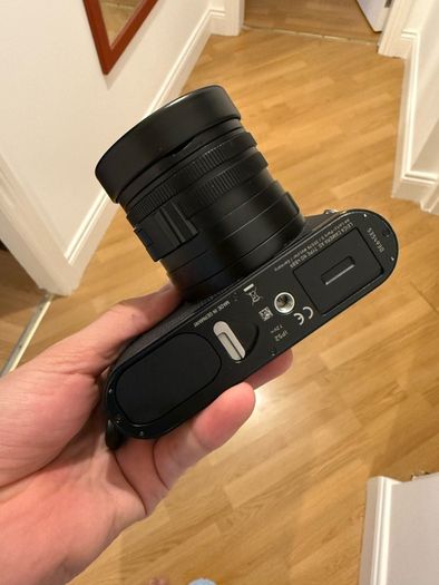 Leica Q2