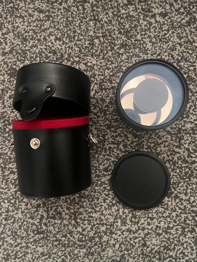 Contax 137 MD Quartz Camera with Accessories (see description)