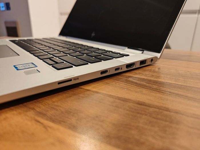 HP Elitebook x360 1030 G2 | i7 | 8GB | 256GB | 13.3" FHD 360 Rotated Touchscreen| Win11