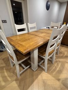 Solid Oak Extendable Dining Table & 6 dining chairs